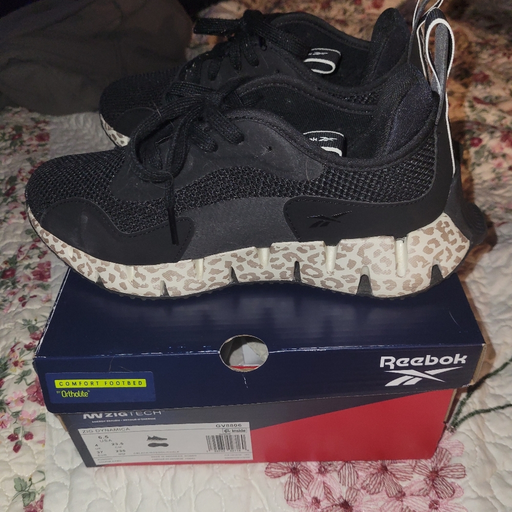 Reebok zig dynamica size 6.5